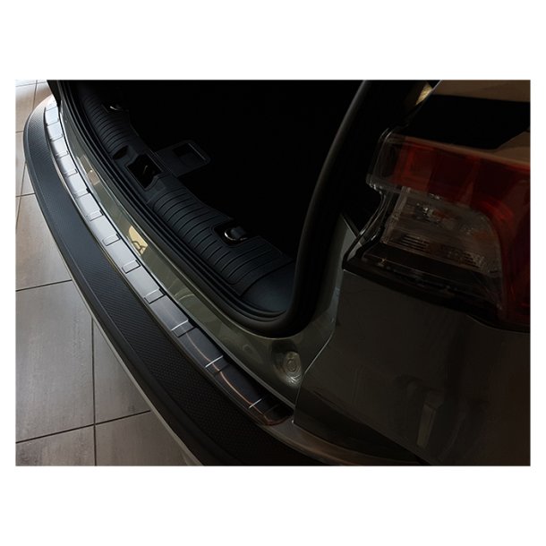 L�ssekantbeskytter Ford Kuga III 2019- Sort