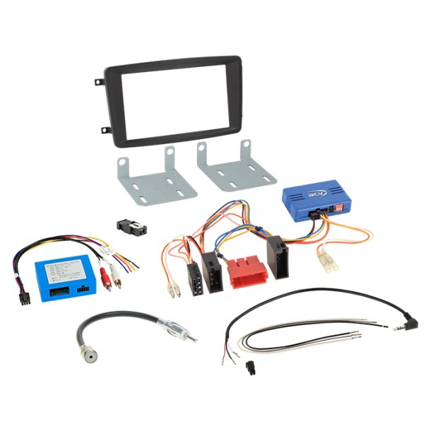 Komplet 2-DIN Kit C-class/CLK-class /Amp D2B